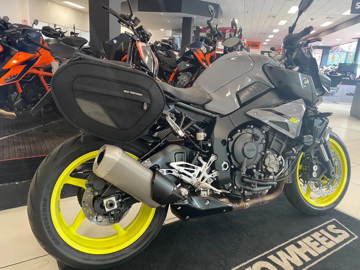 YAMAHA MT 10 - Image 2