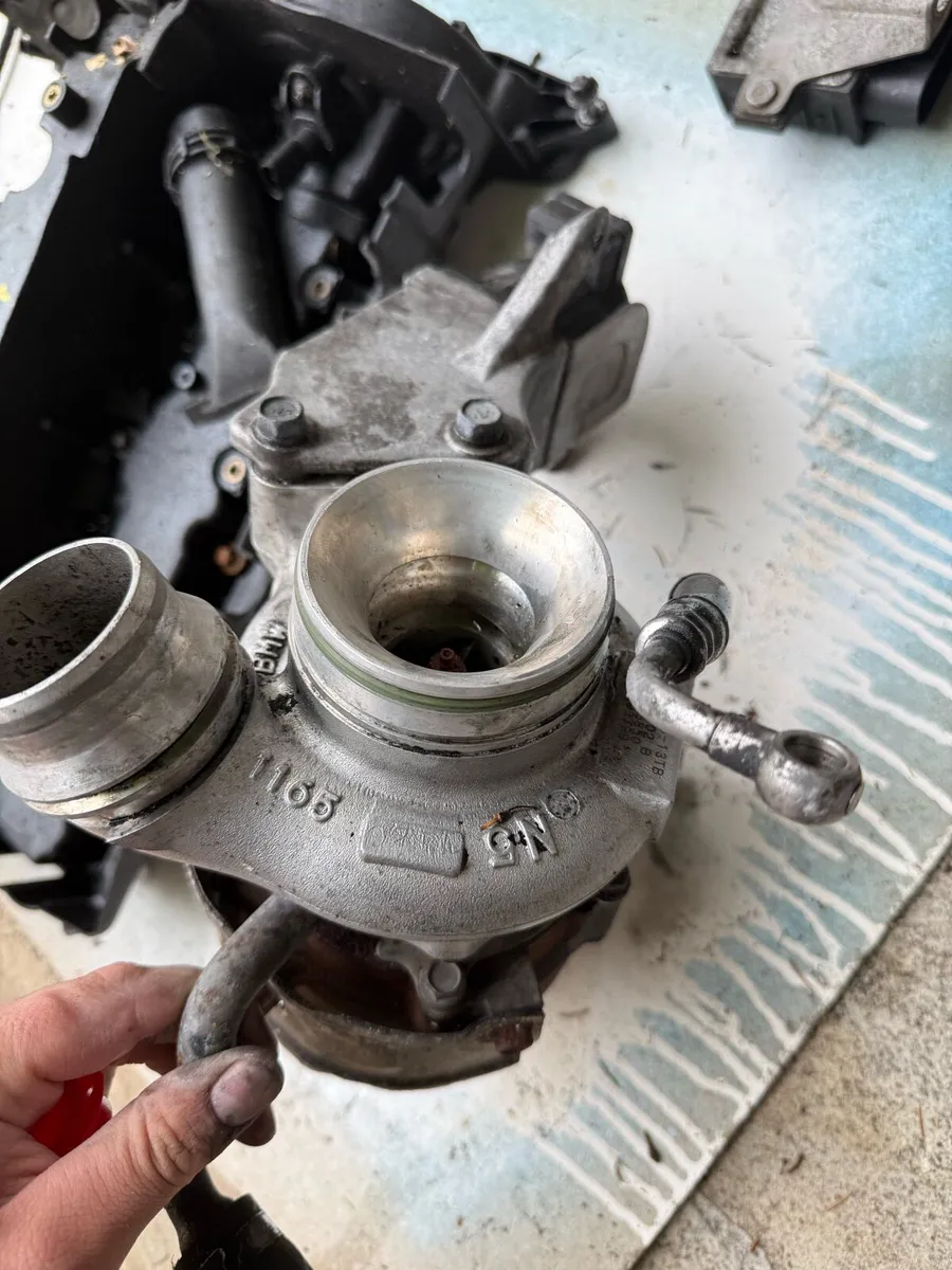 Bmw 520d 2008 engine PARTS - Image 3