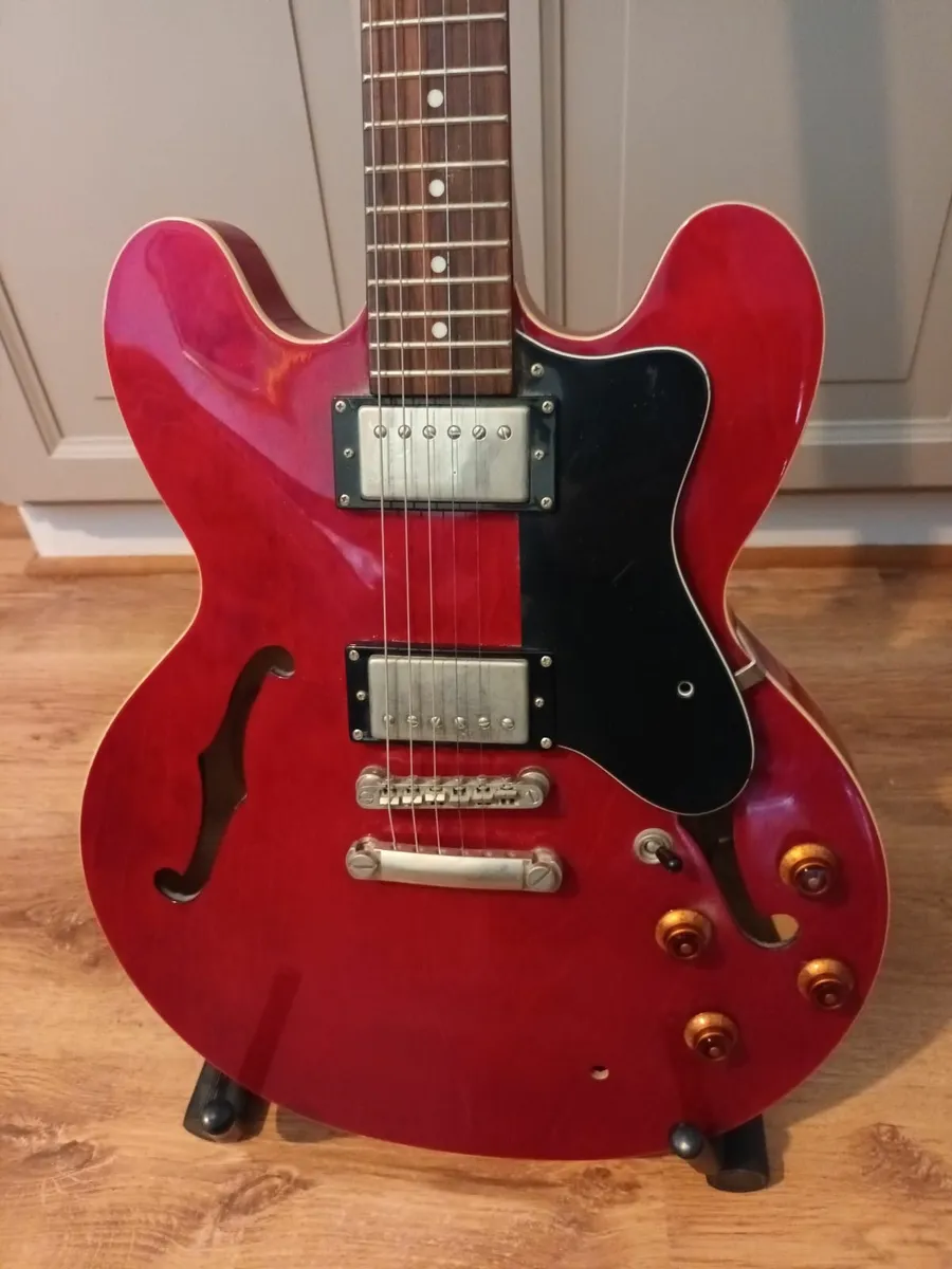 Epipone Guitar ES 335 Cherry - Image 2