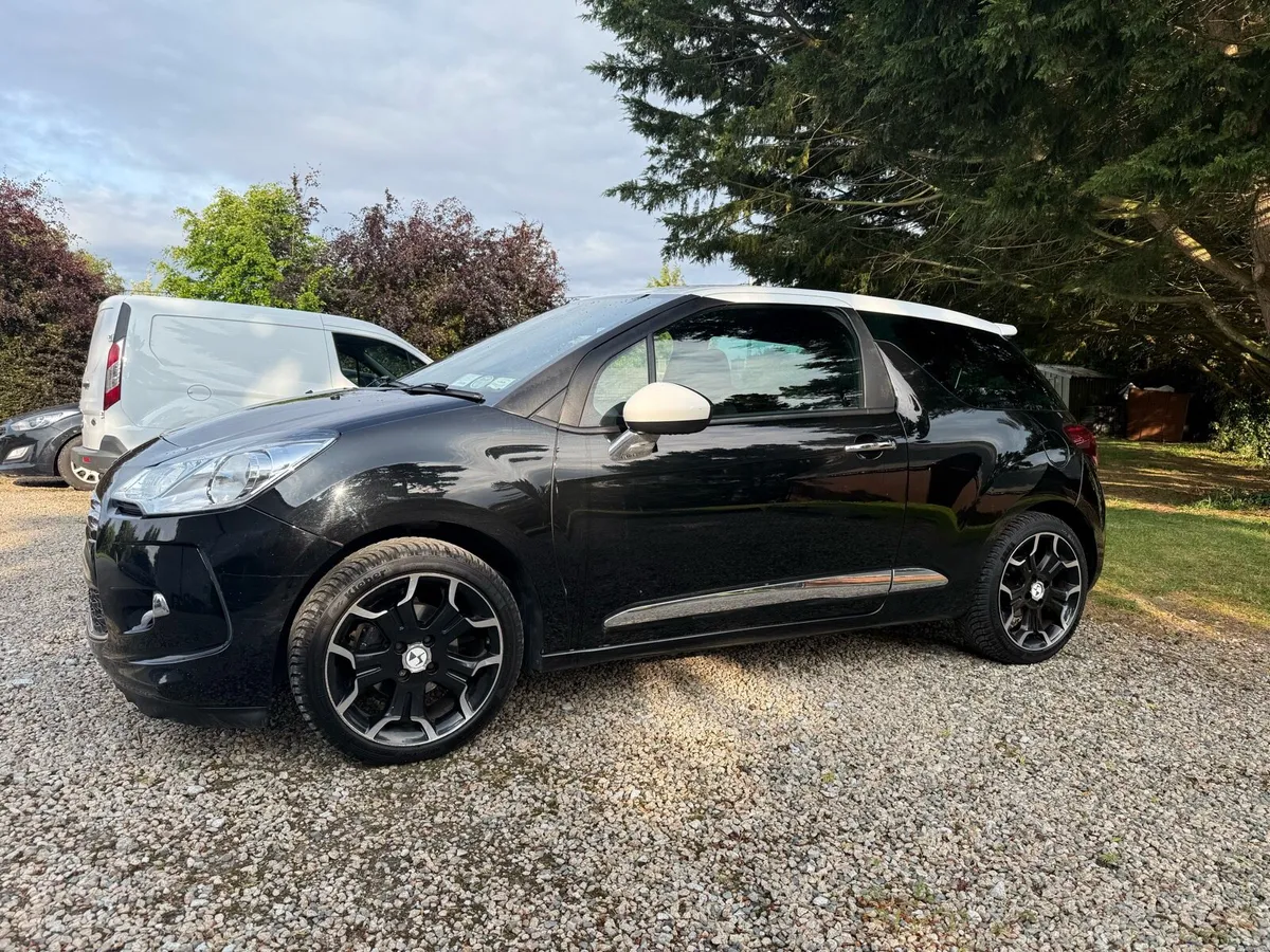 Citroen DS3 2015 Black 120bhp - Image 4