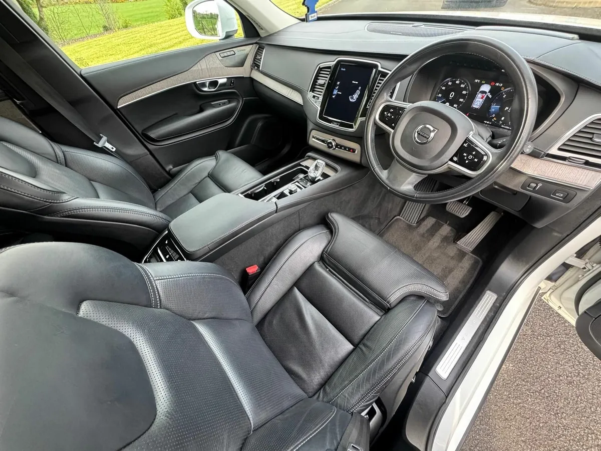 Volvo XC90 2.0 B5D [235] Inscription Pro 2022 - Image 3