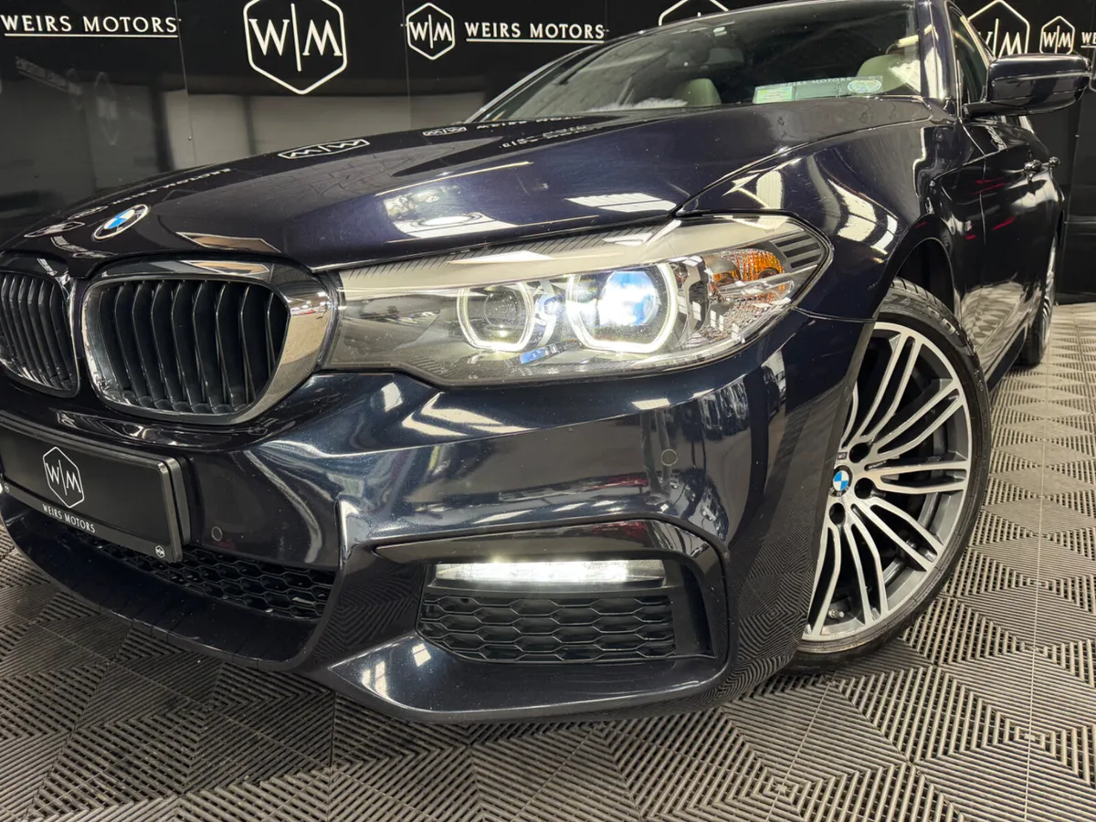 171 BMW  520d X-Drive/Sunroof/Harmon Kardon - Image 3