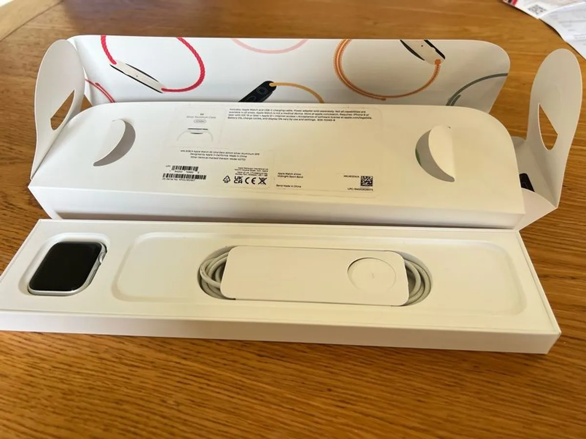 Apple Watch SE 1 40mm 32GB - Image 1