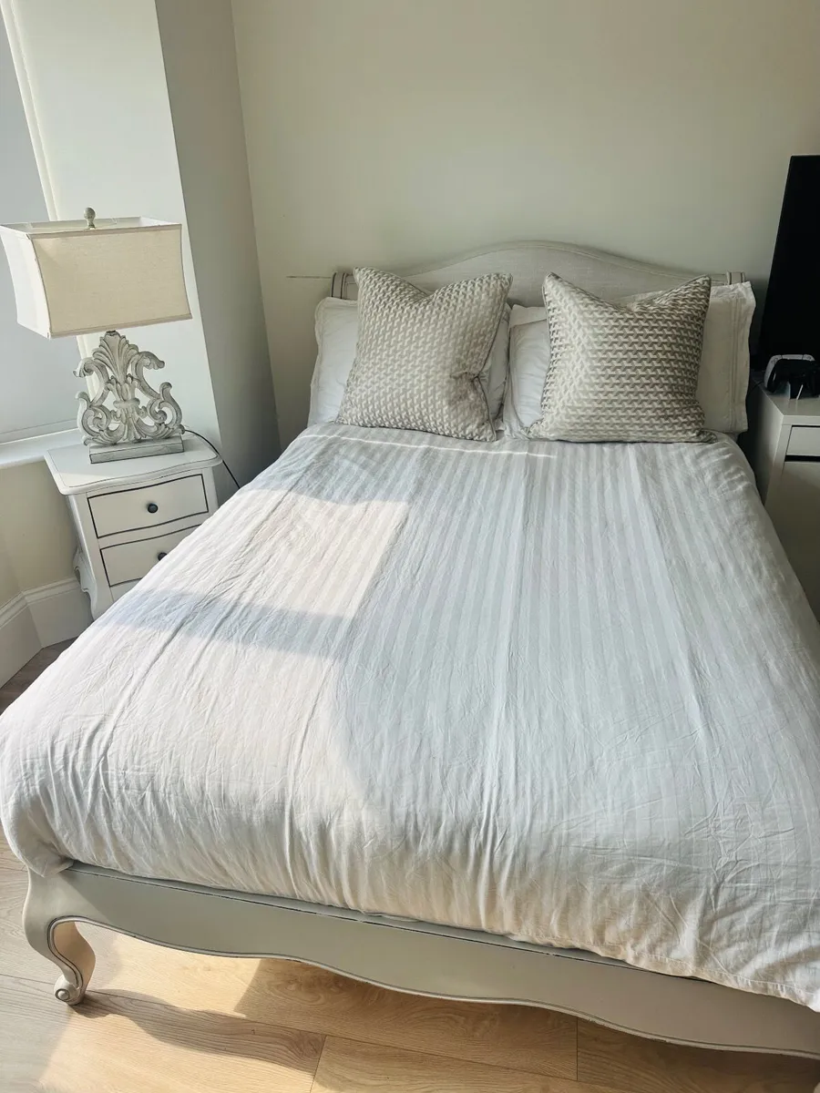 Stunning Double Bed - Image 1