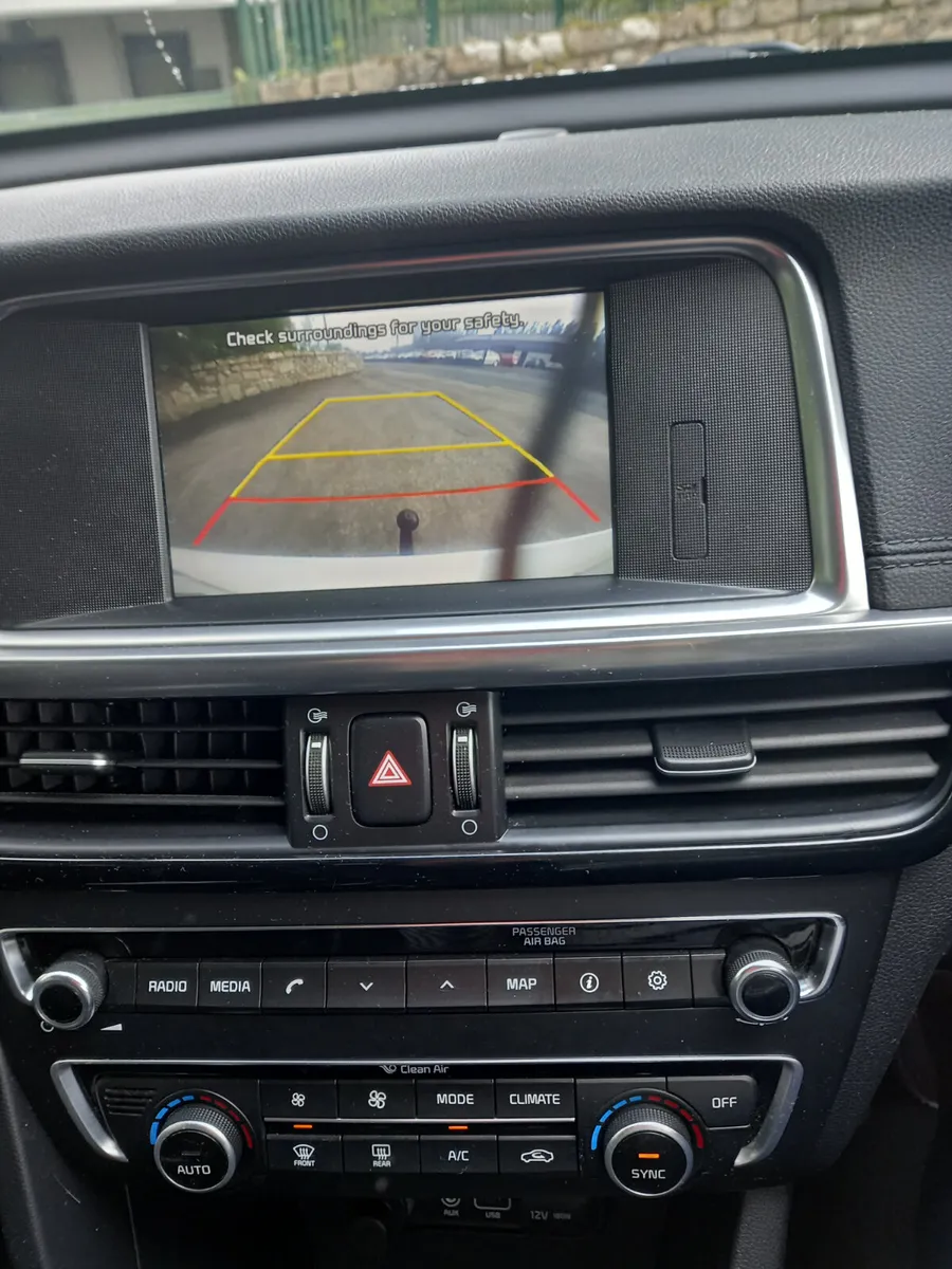 2017 Kia Optima 1.7 Diesel - Image 2