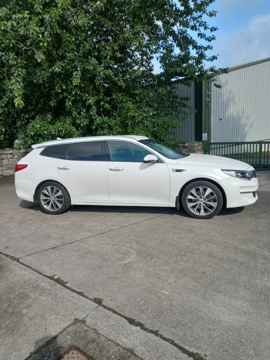 2017 Kia Optima 1.7 Diesel - Image 1