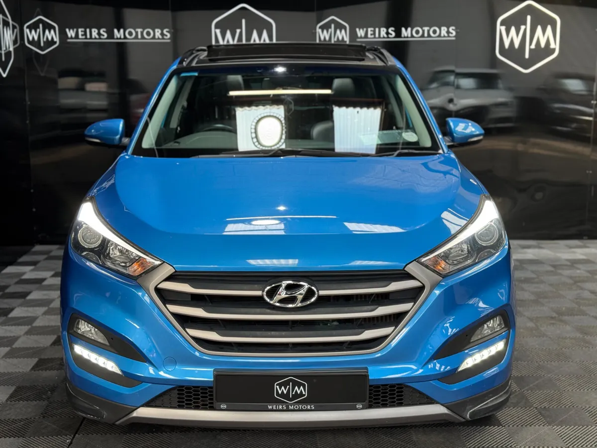 2016 Hyundai Tucson Premium 1.7 Diesel / SUNROOF - Image 4
