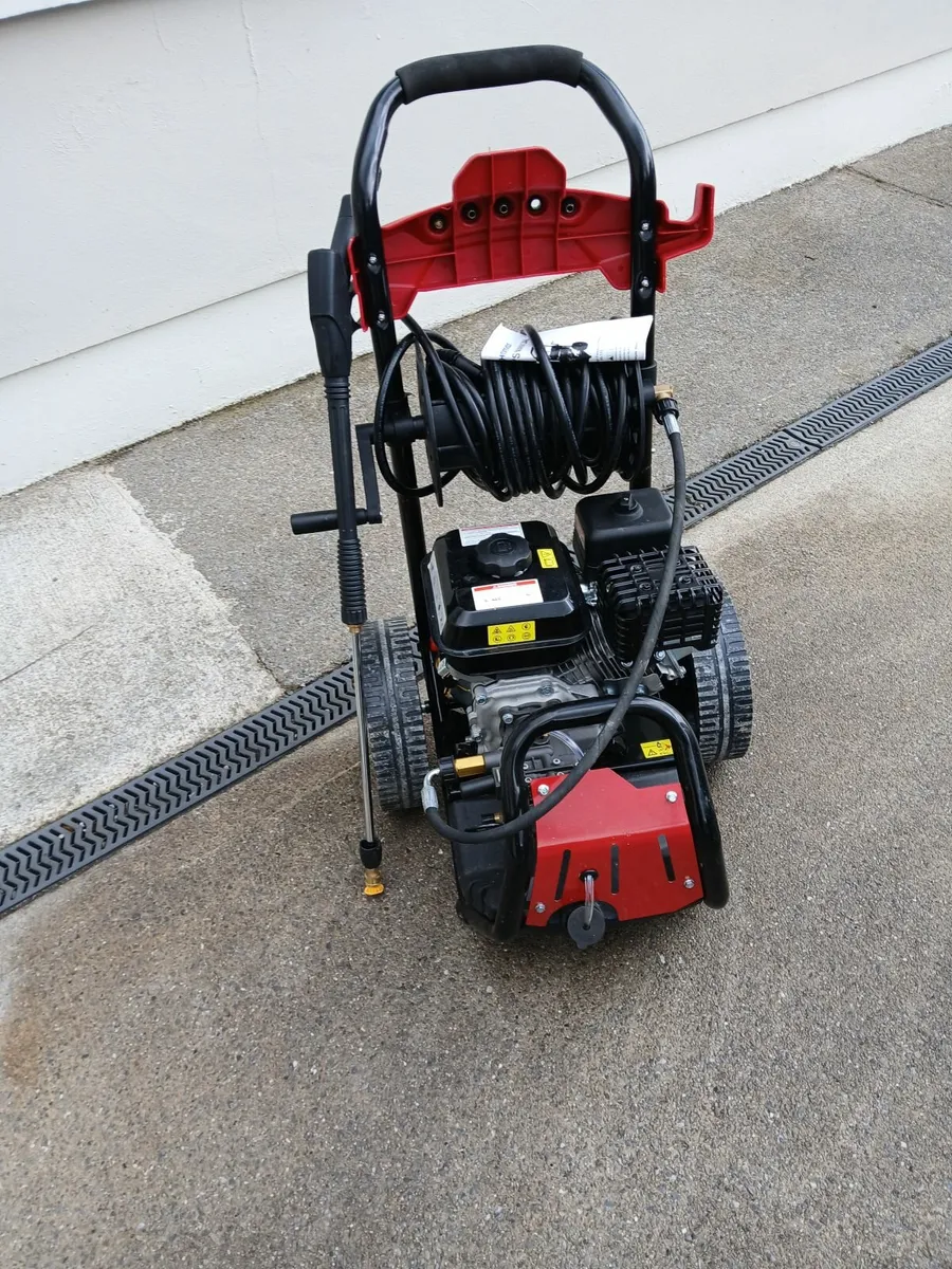 Pressure washer - Image 2
