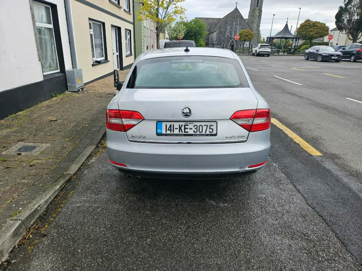 Skoda superb - Image 3