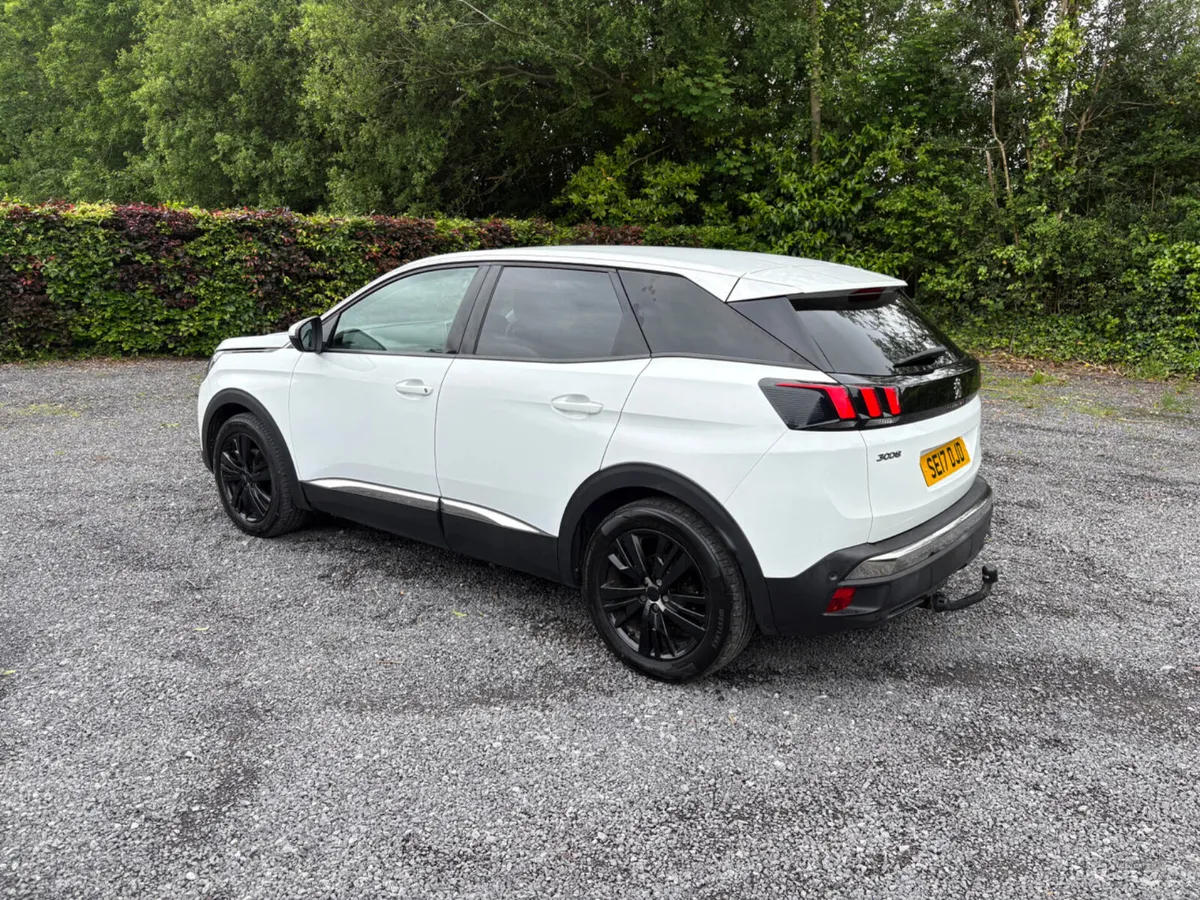 Peugeot 3008 2017 - Image 2