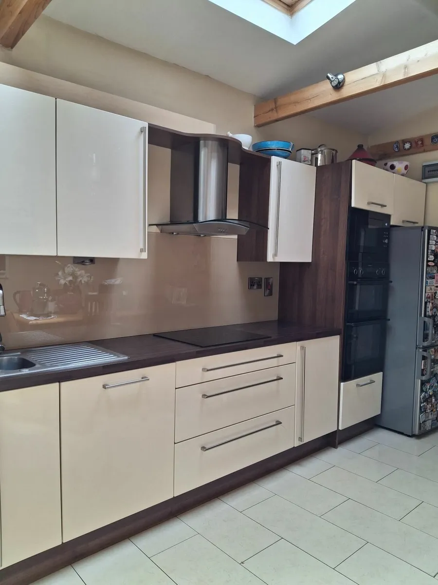 Kitchen - Image 3
