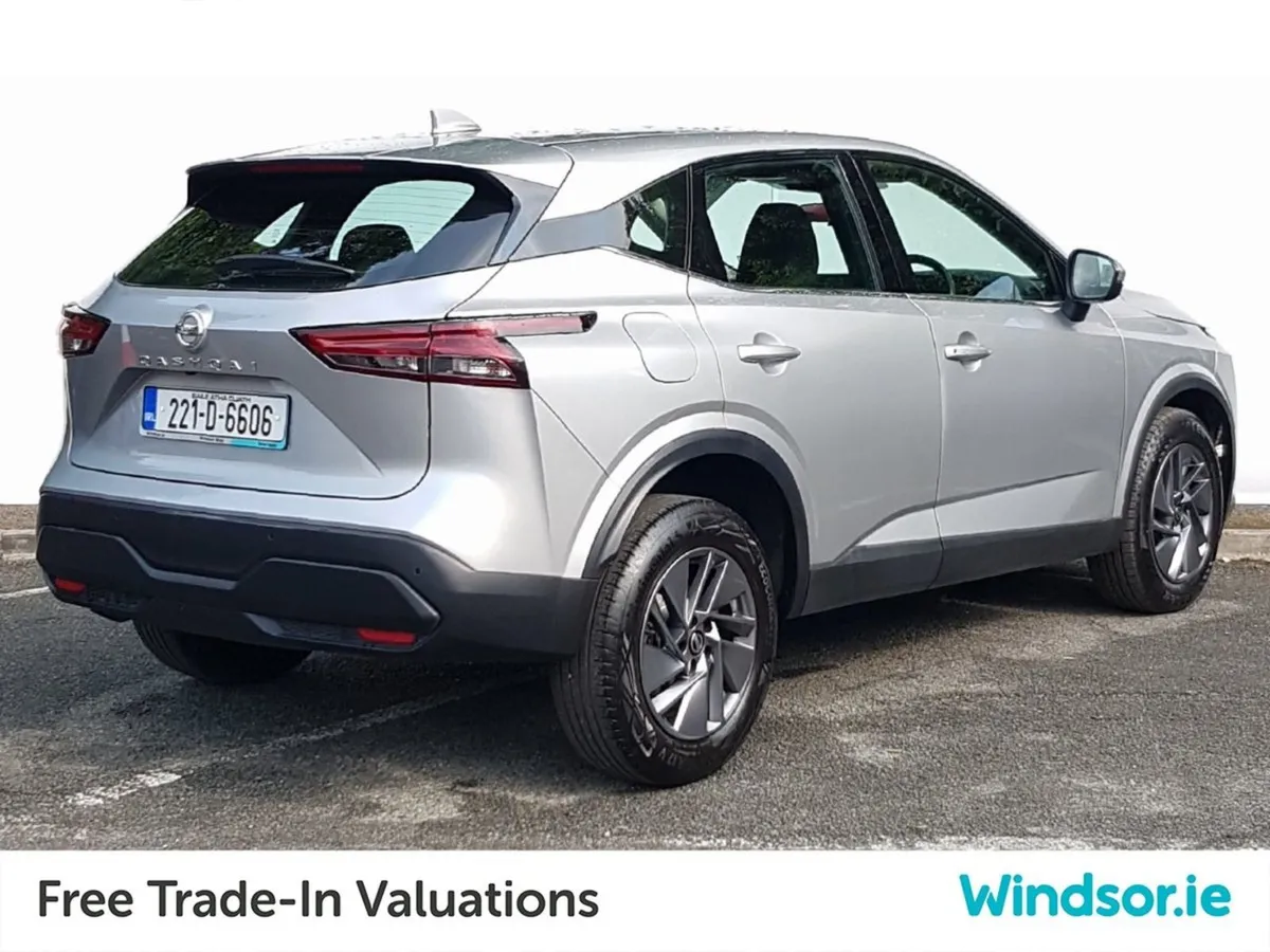 Nissan QASHQAI 1.3 PET Mild Hybrid SV CVT - Image 3