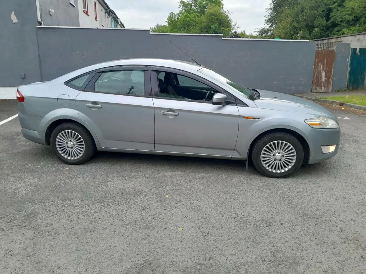 Ford mondeo 1.6 petrol Zetec Nct 1/26 tax 6/25 - Image 2