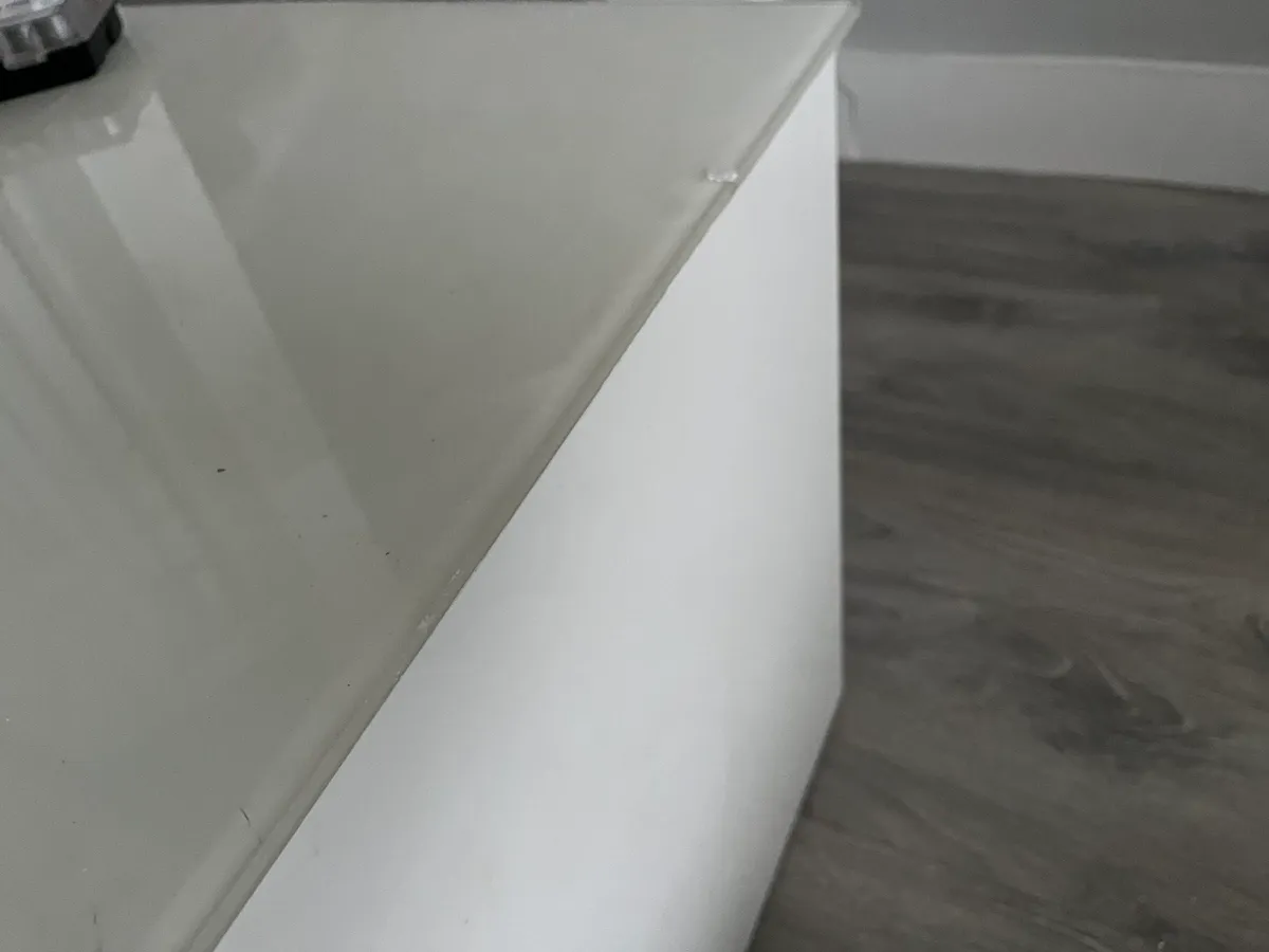 TV UNIT LUXURY - Image 1
