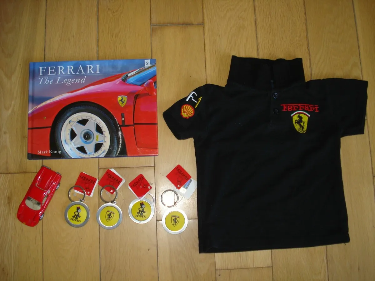 FERRARI COLLECTOR ITEMS. - Image 1