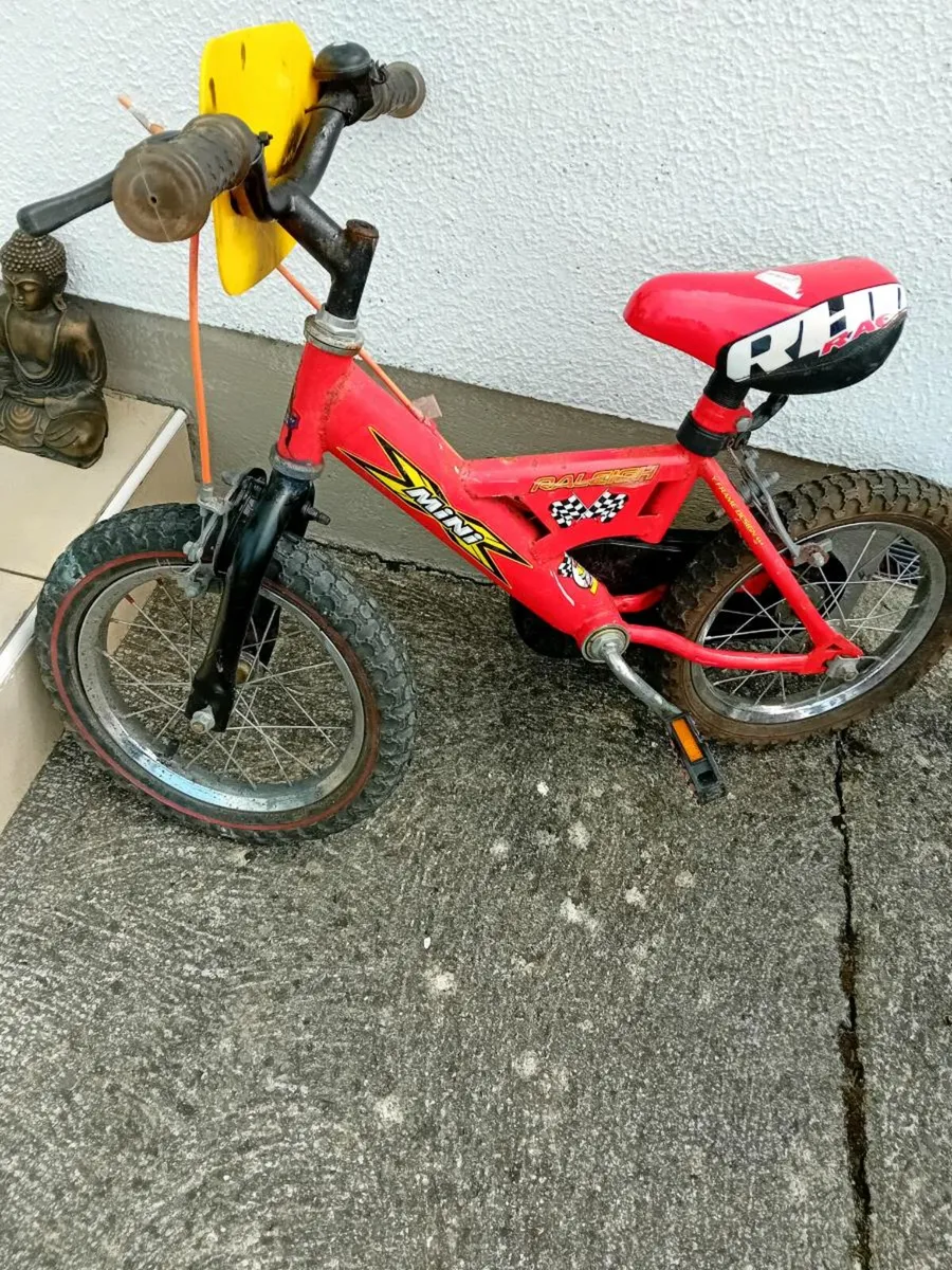 SMALL BOYS & GIRLS BIKES - Image 1