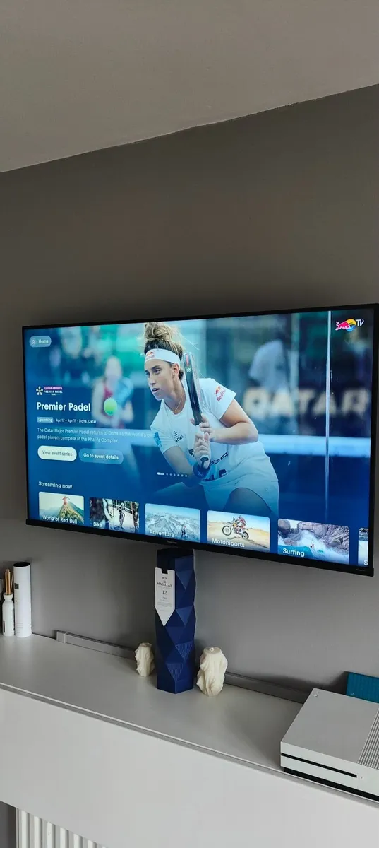 45 inch Hisense - Image 3