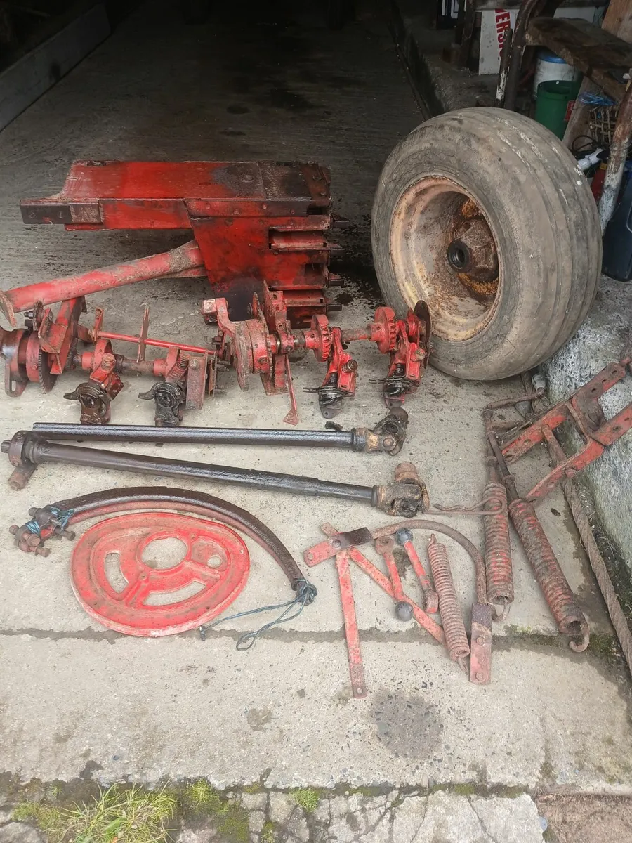 Massey Ferguson 124 square baler parts - Image 1