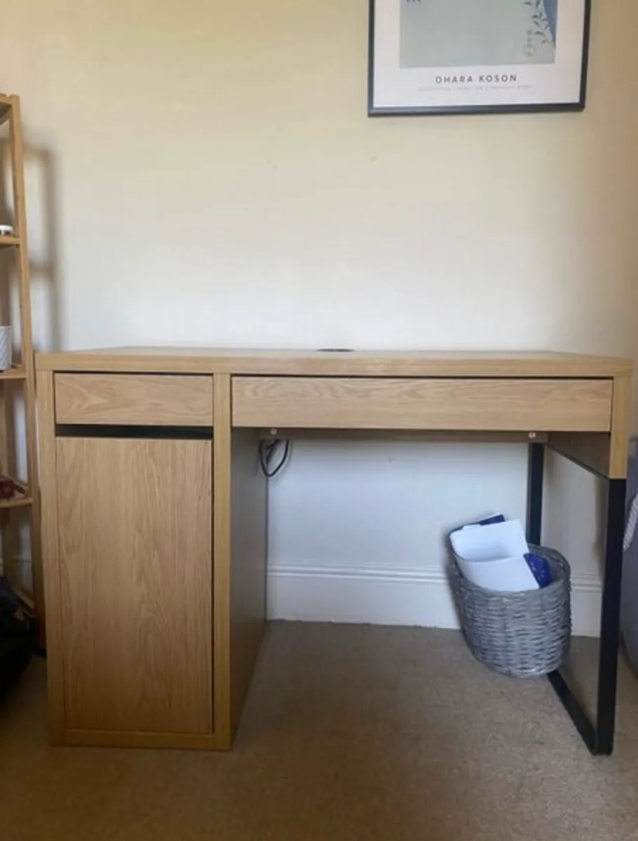 Desk - Image 1