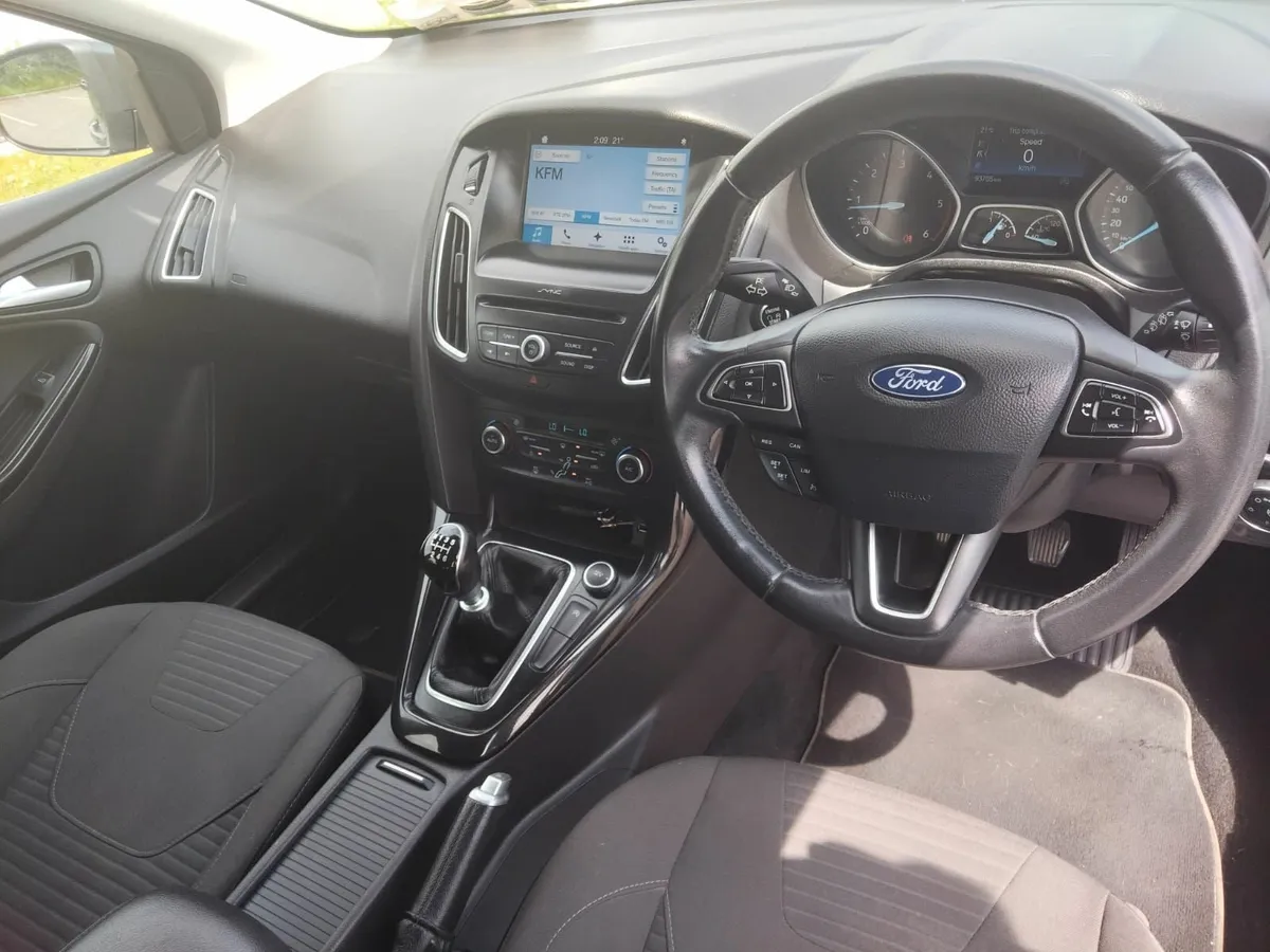 Ford Focus 2018 - Image 4