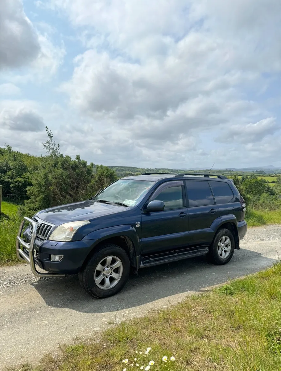 2004 Landcruiser LWB - Image 2