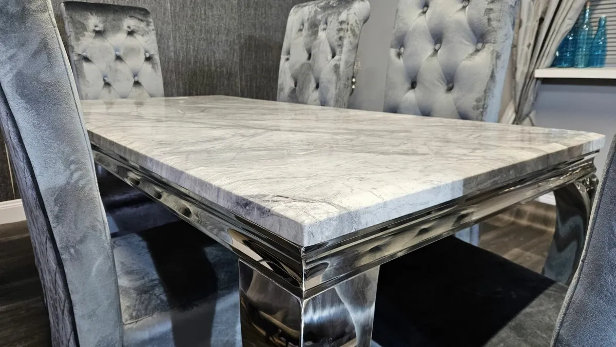 marble kitchen dining set with 6 chairs NEW! - Image 1