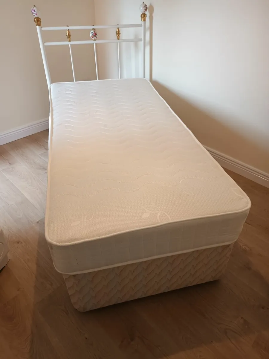Single bed - Image 4