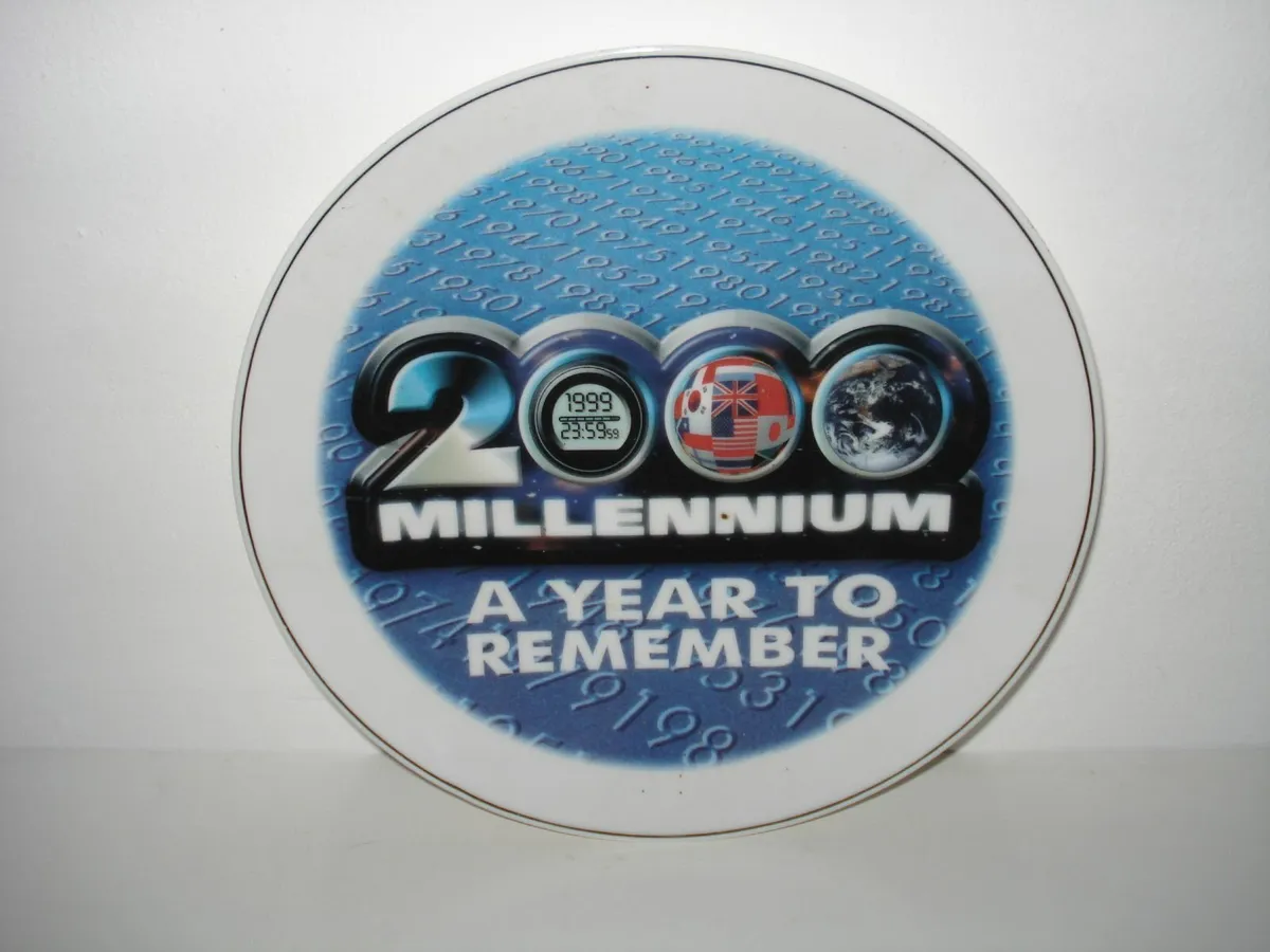 2000 NEW MILLENNIUM  8 INCH PLATE. - Image 1