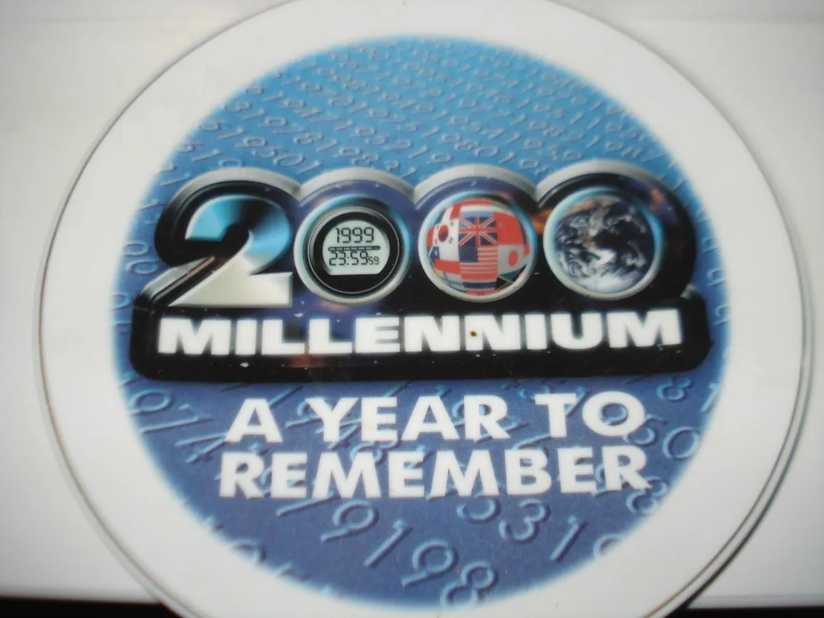 2000 NEW MILLENNIUM  8 INCH PLATE. - Image 3