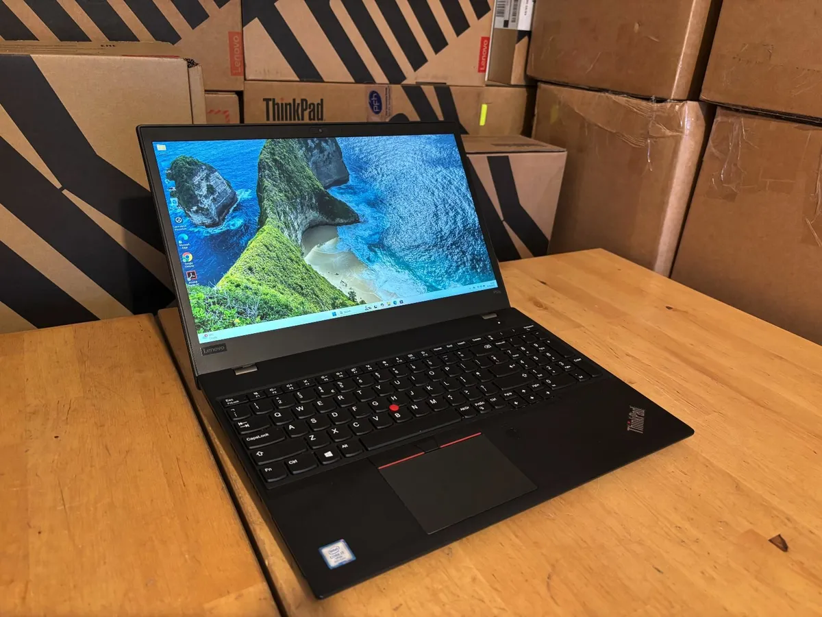 Lenovo P52S Workstation Laptops-i7-32Gb-Delivery&V - Image 2