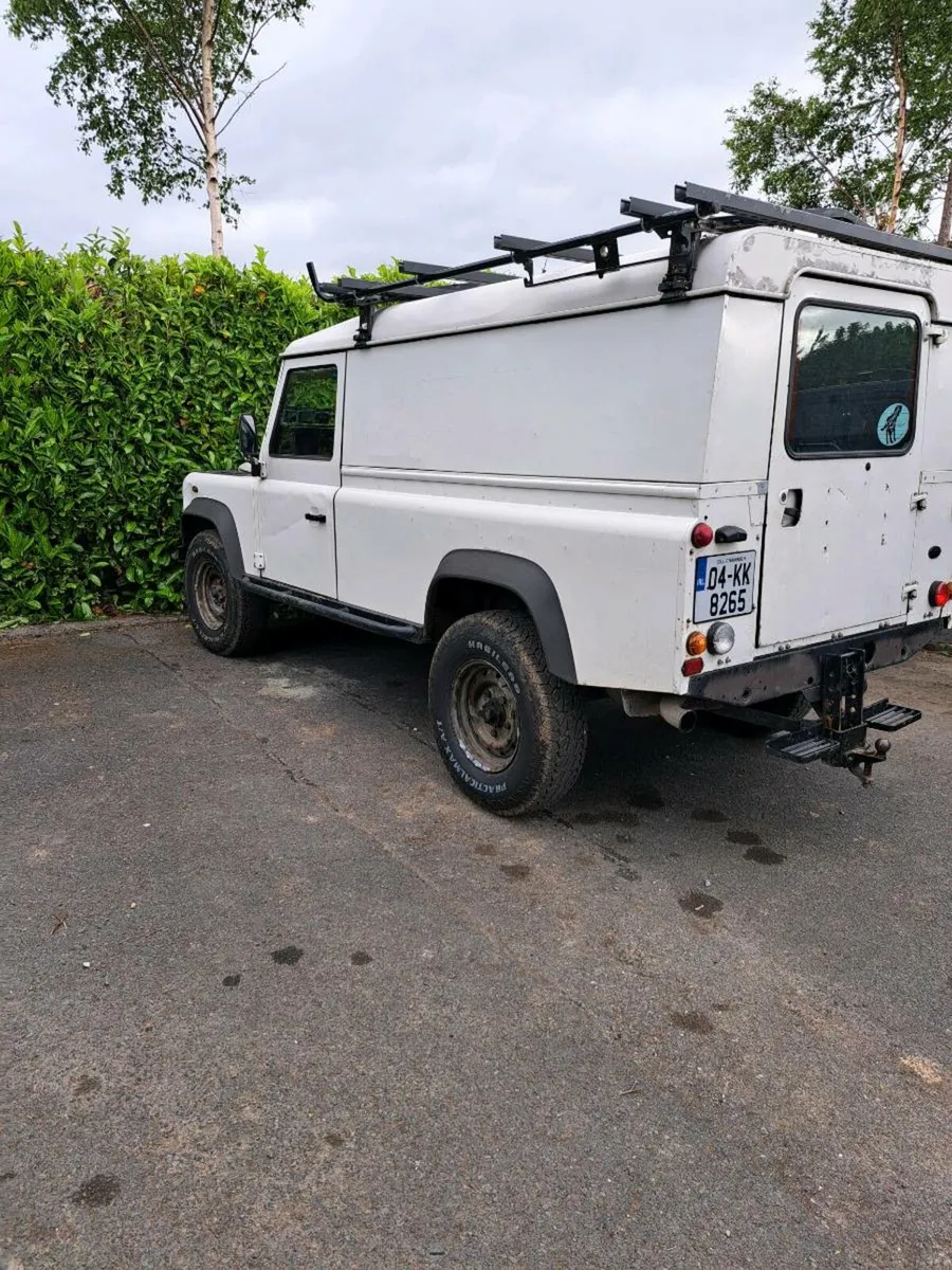 Defender 110 - Image 2