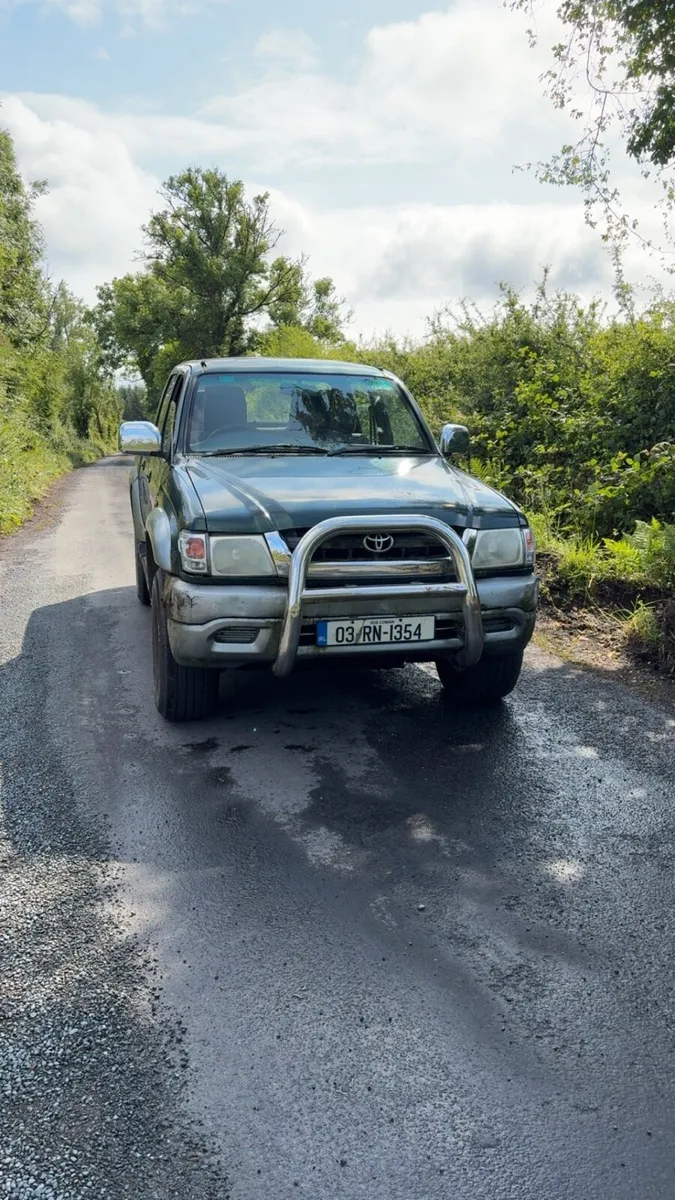 Toyota Hilux - Image 1