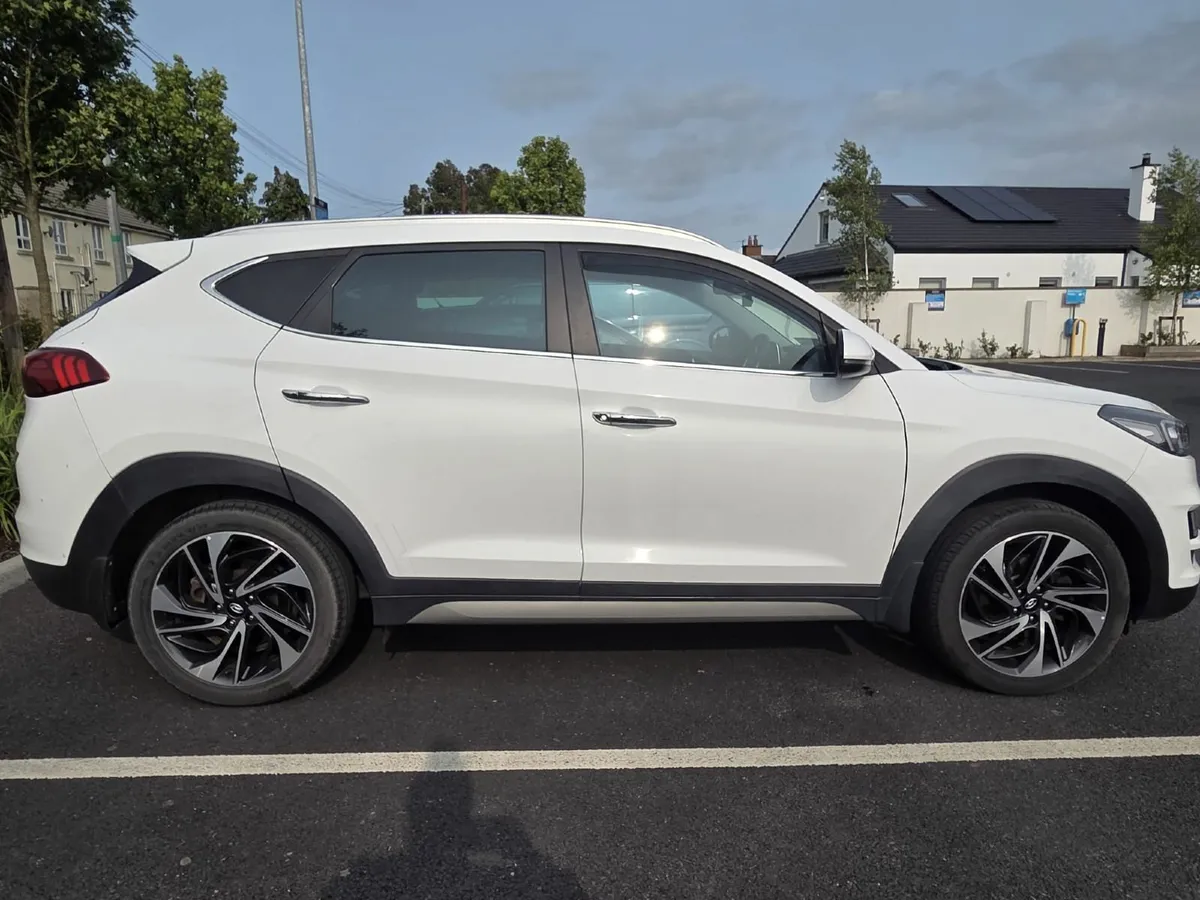 Hyundai Tucson ix35 Executive Plus - Image 1
