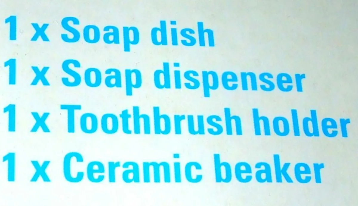 BNIB Bathroom Set - Image 3