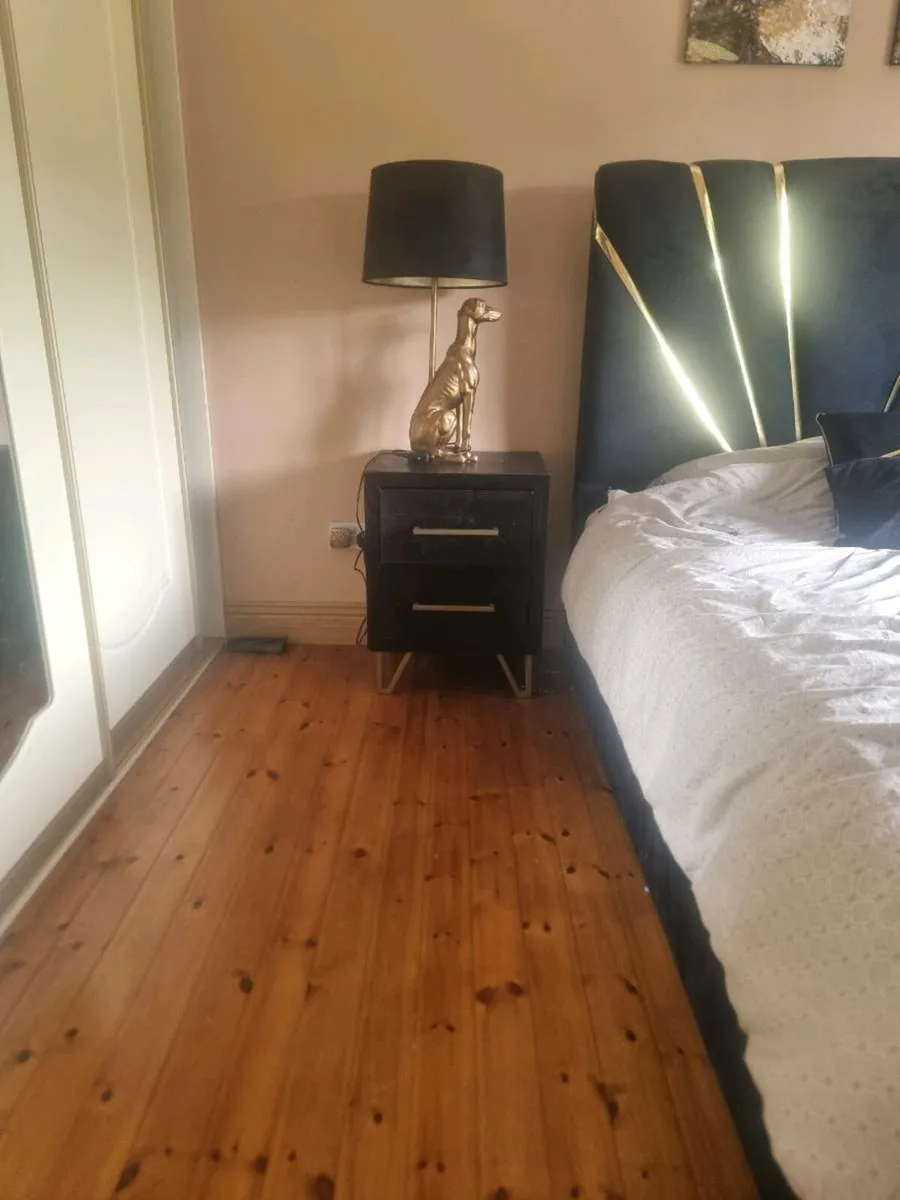 Bedside lockers - Image 1
