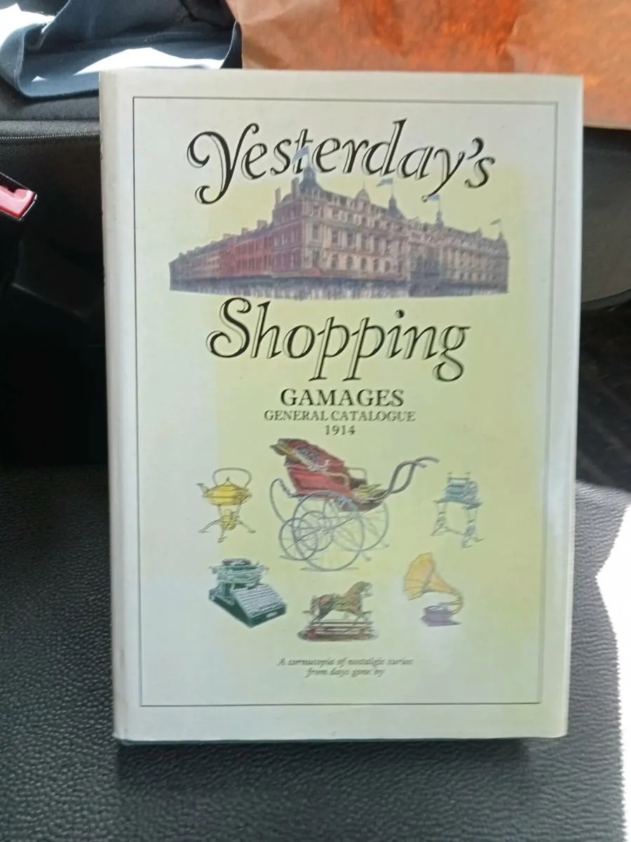 Old book - Image 1