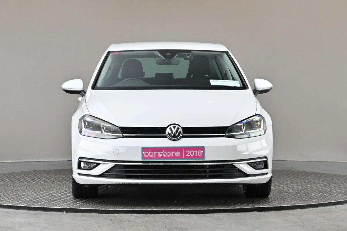 Volkswagen Golf 1.2 TSI DSG Mk7.5 Comfortline  re - Image 2