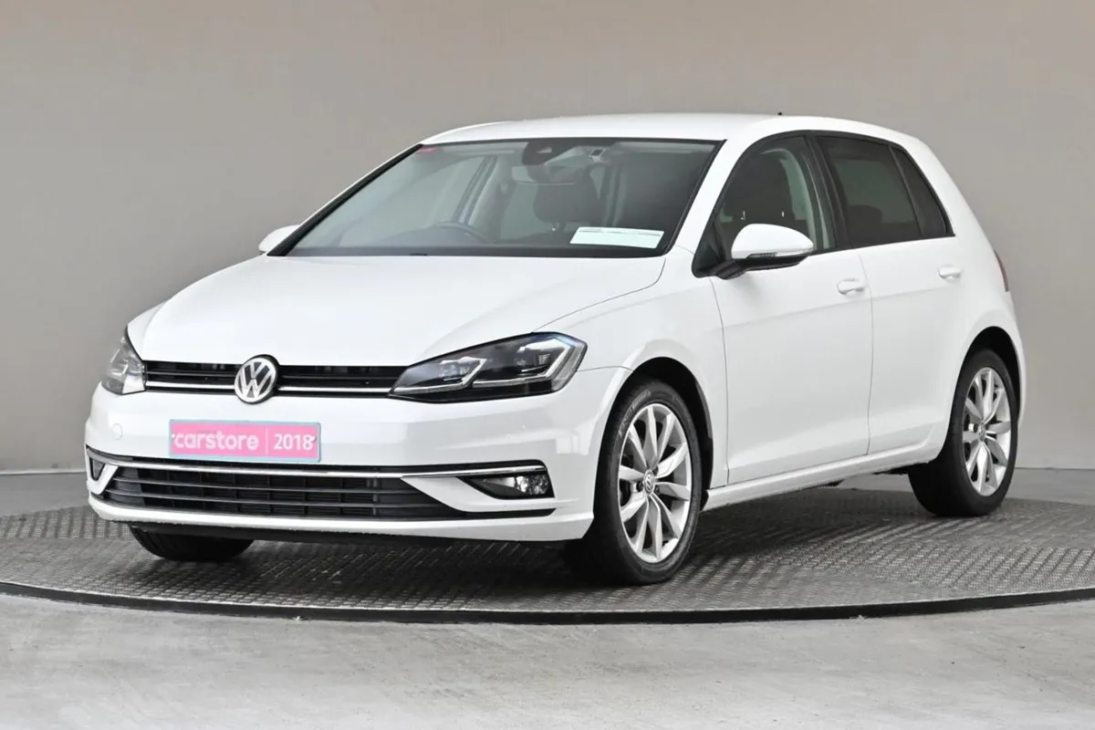 Volkswagen Golf 1.2 TSI DSG Mk7.5 Comfortline  re - Image 3