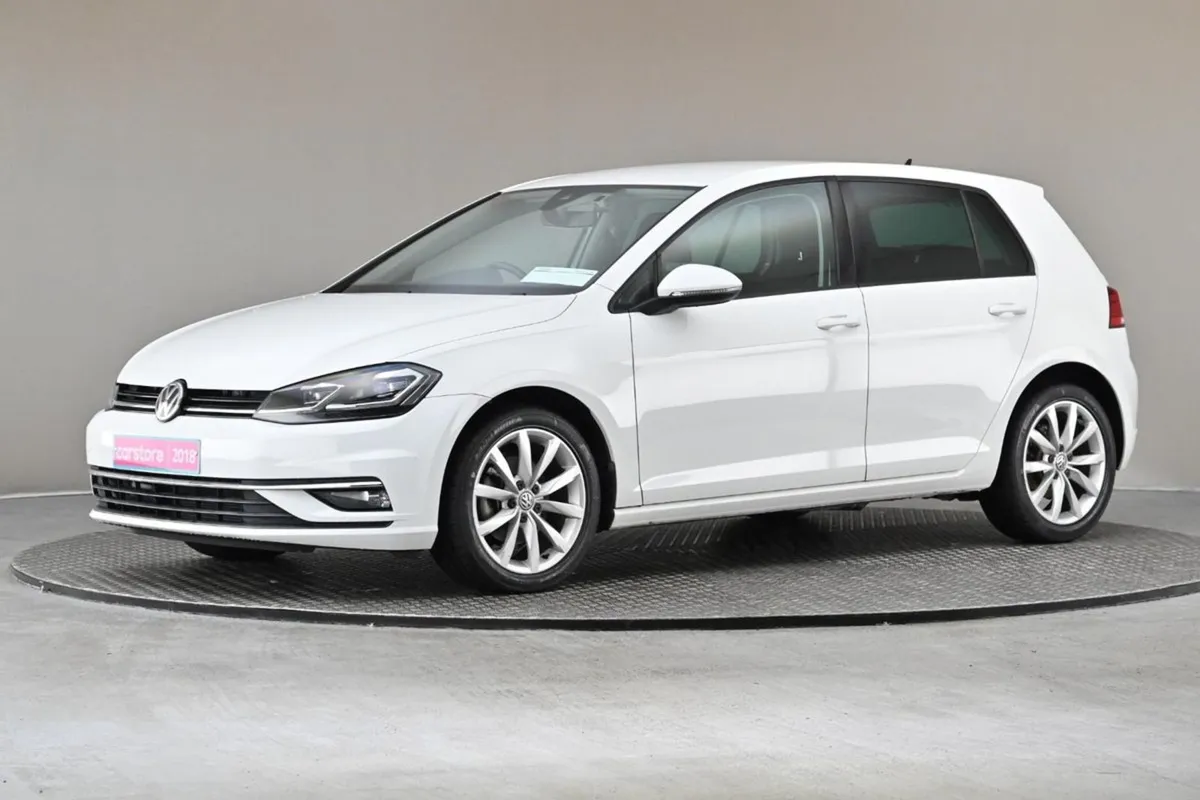 Volkswagen Golf 1.2 TSI DSG Mk7.5 Comfortline  re - Image 4