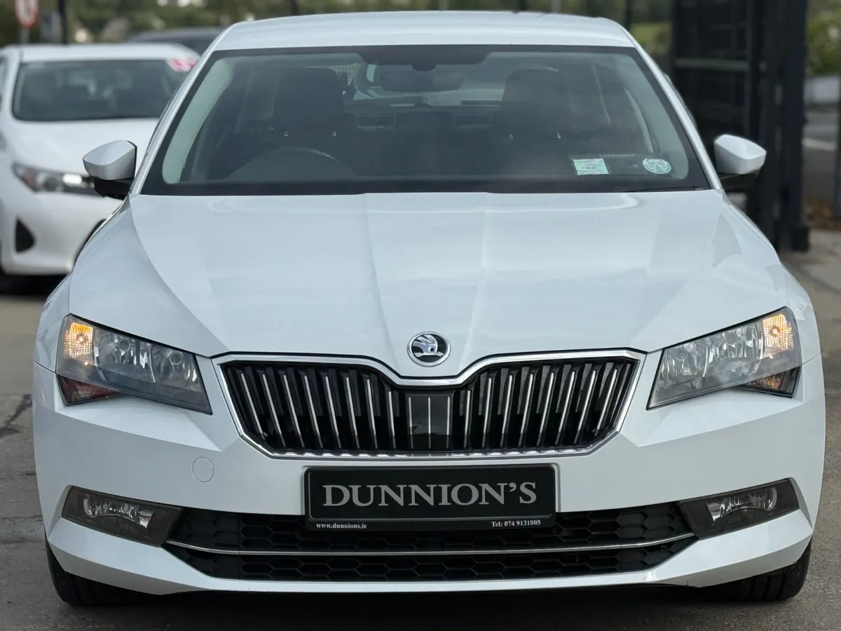 Skoda Superb, 2017, 1.6 TDI SE 120PS 5DR AU AUTO - Image 3