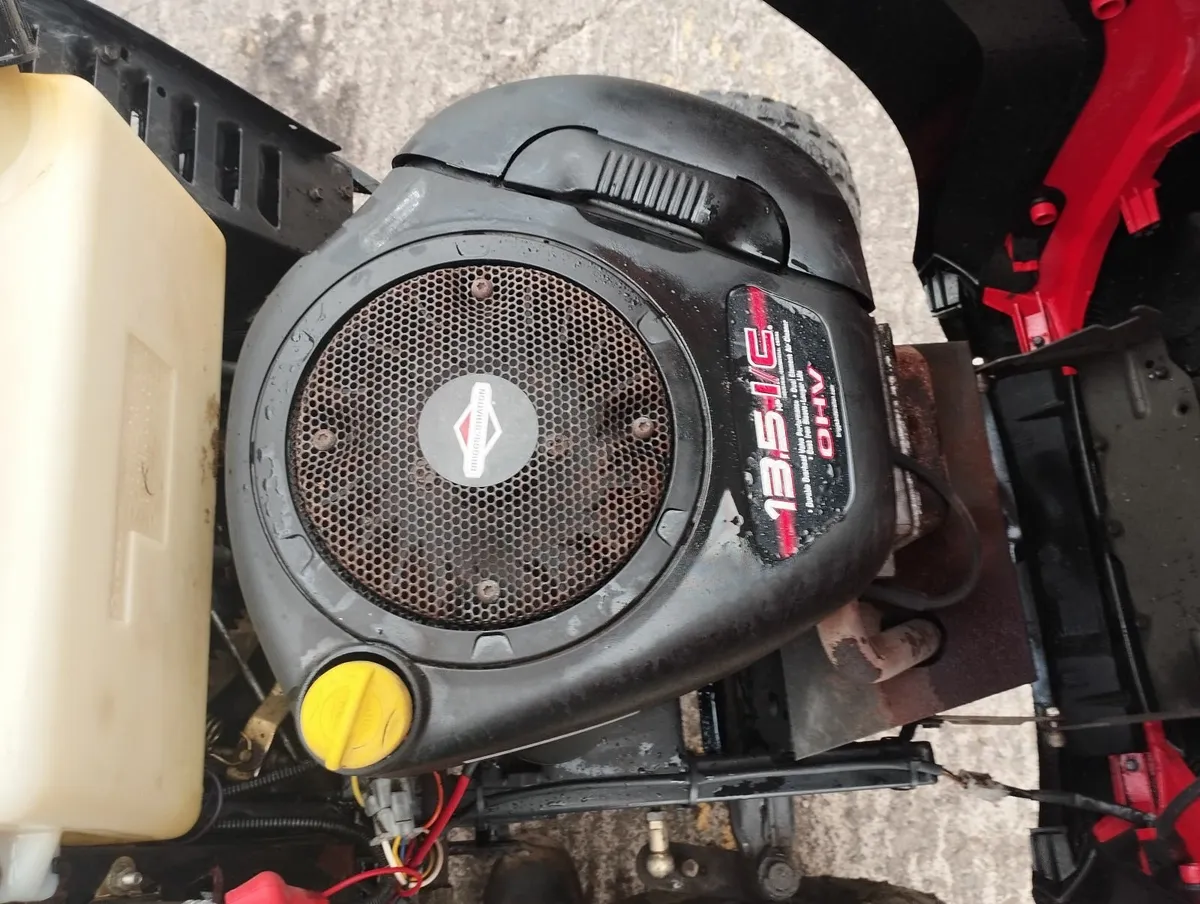 Ride on mowers - Image 4