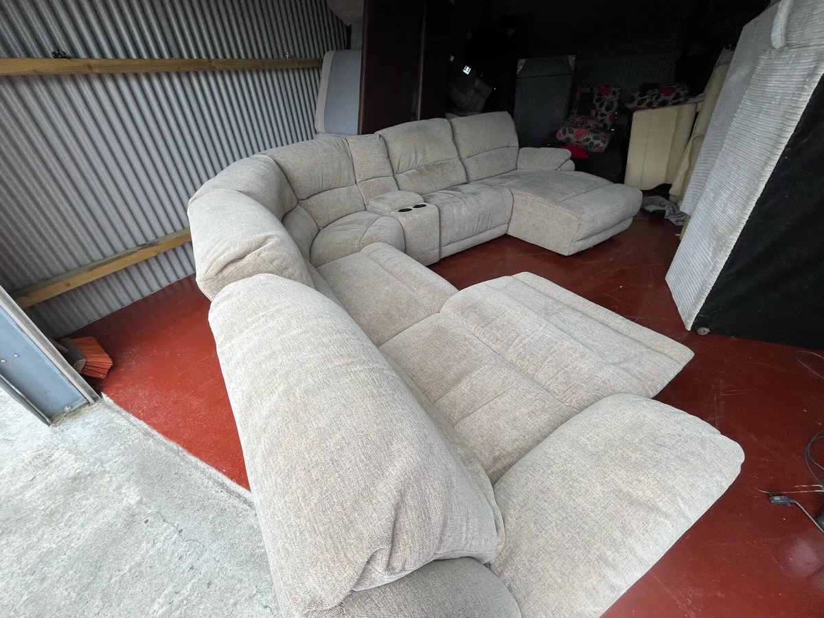 Large beige corner recliner sofa couch furniture - Image 4