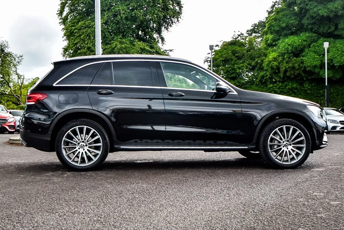 Mercedes-Benz GLC-Class 300de AMG Premium 4matic - Image 3