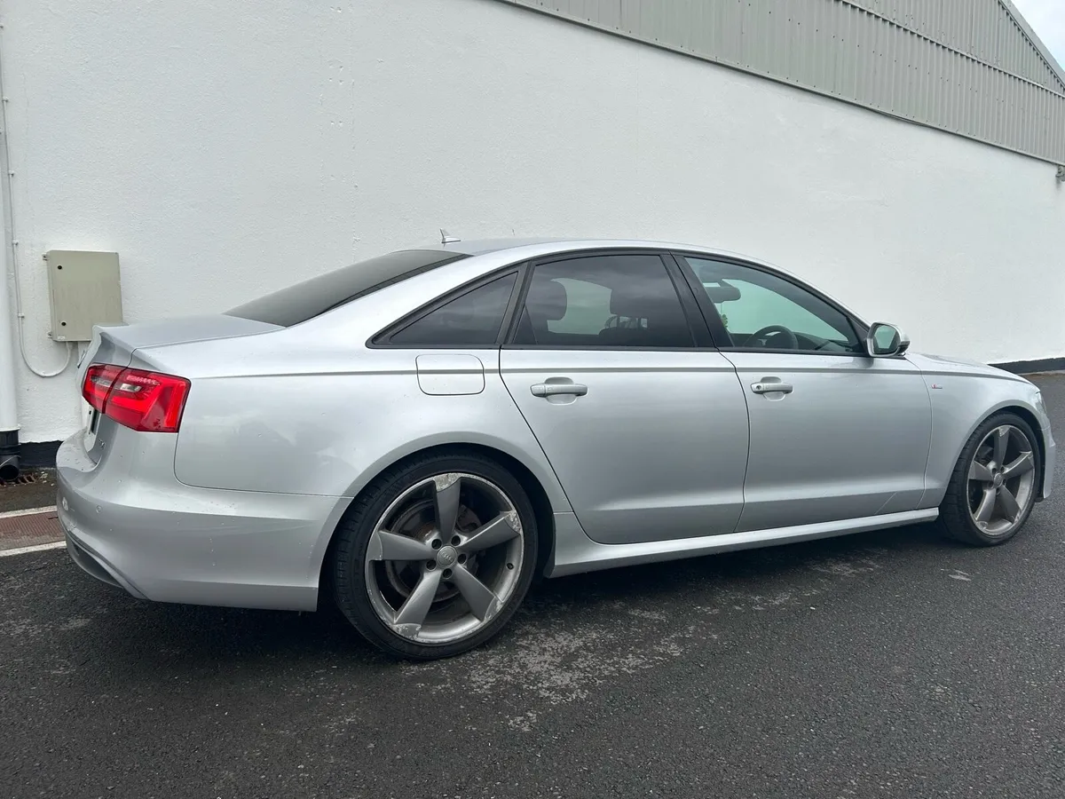 Audi A6 Black Edition - Image 4