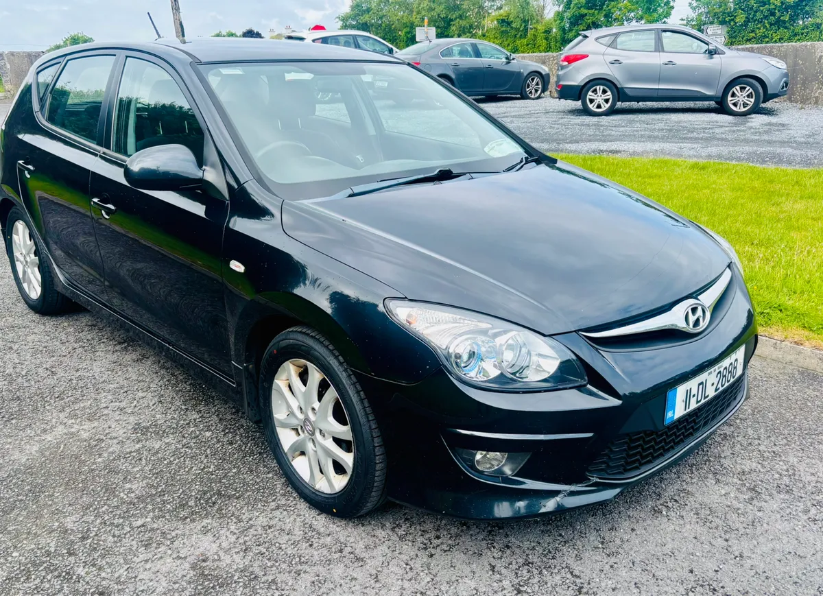 2011 HYUNDAI I30 Diesel - Image 2