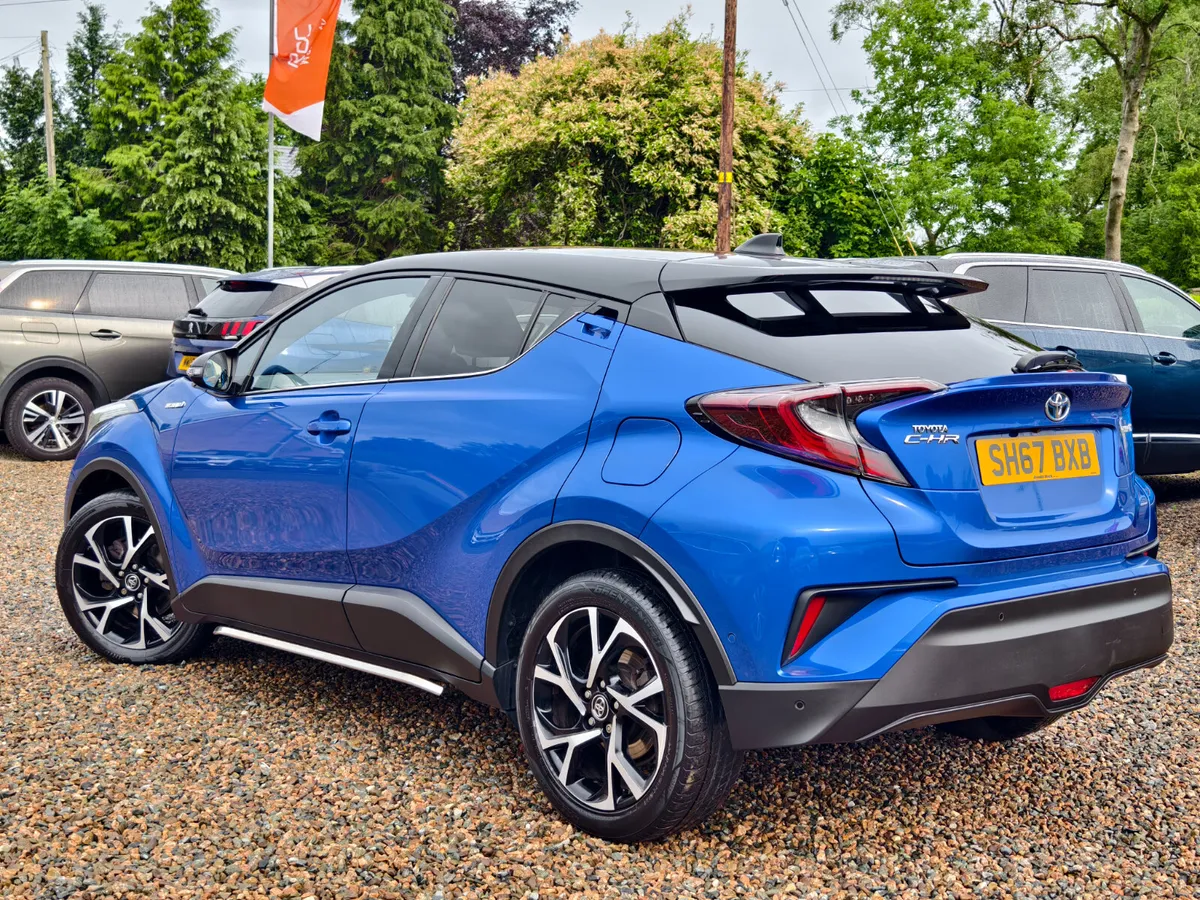 2017 Toyota C-HR 1.8 DYNAMIC 5DR AUTO - Image 4