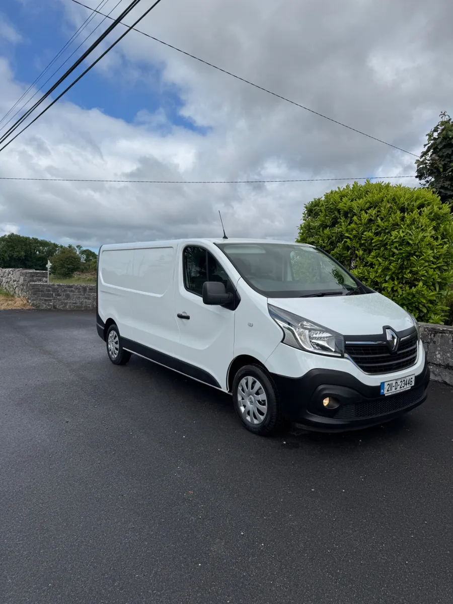 Renault Trafic 2021 - Image 1