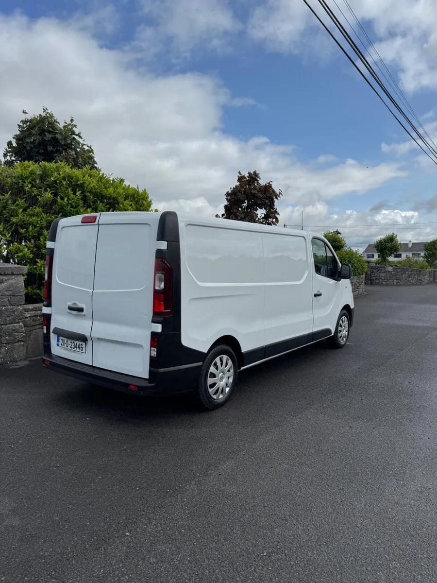 Renault Trafic 2021 - Image 3