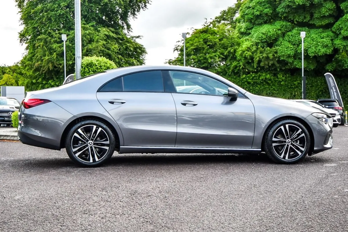 Mercedes-Benz CLA-Class 180d Progressive Auto Nig - Image 3