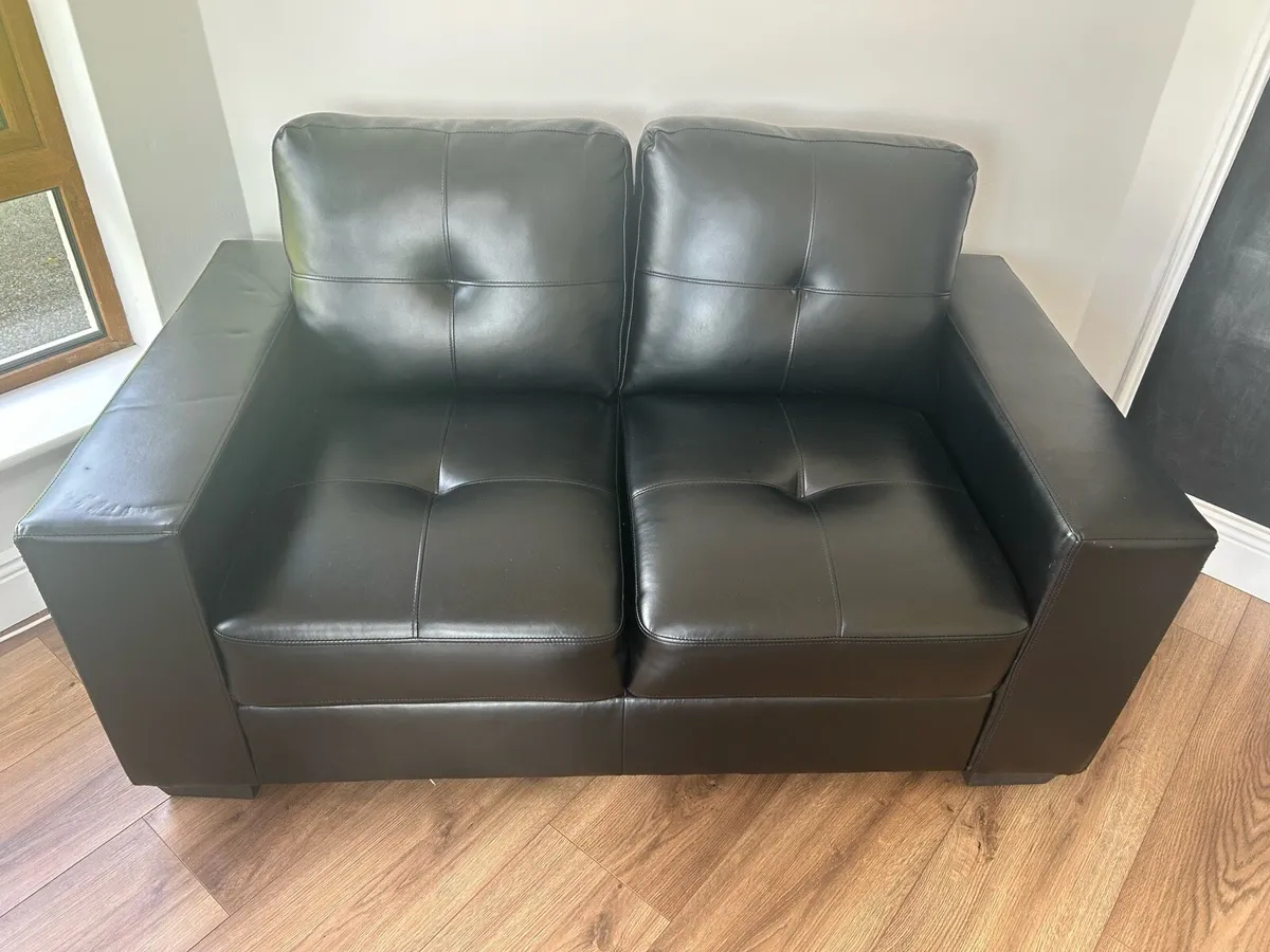 Black Leather 2 Seater Couch - Image 2